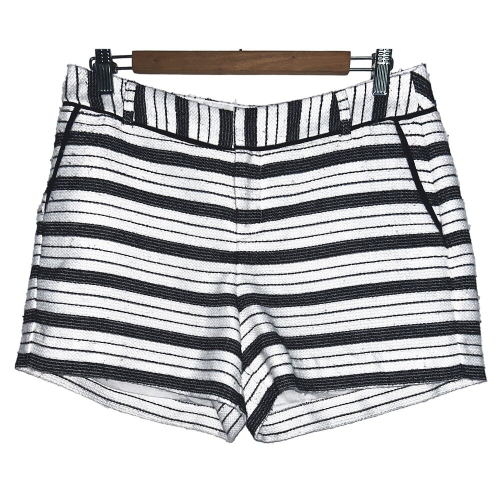 ELLE Black & White Striped Lined Knit Shorts Women's Size 6